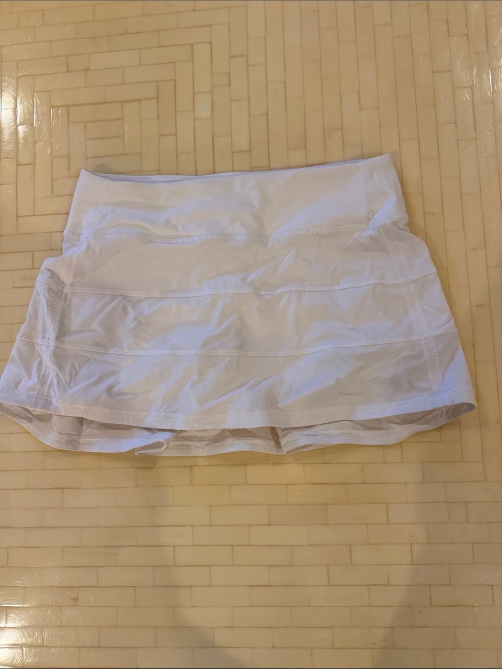 Lululemon White Tennis Skirt- Sz4